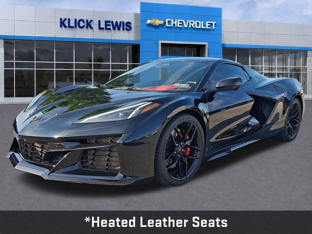 Used 2026 Chevrolet Corvette Z06 RWD image 3