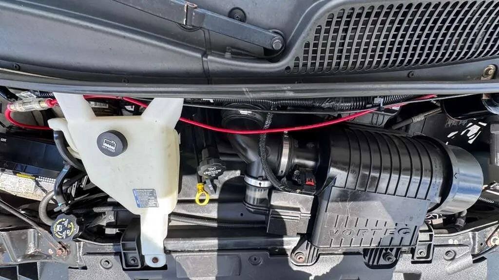 Used 2016 Chevrolet Express 2500 RWD image 21