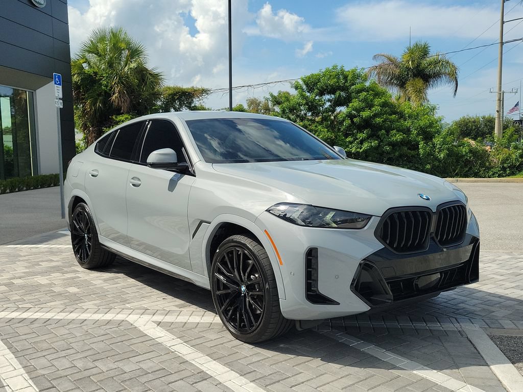 Used 2025 BMW X6 xDrive40i w/ Executive Package AWD/4WD image 7