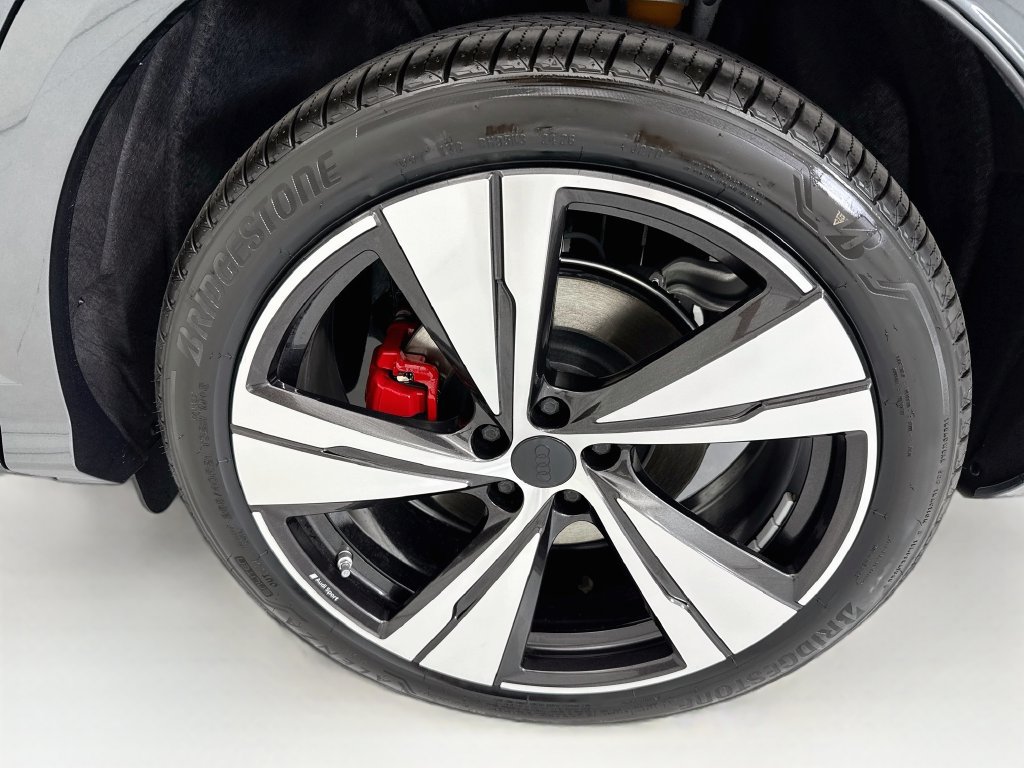 New 2026 Audi SQ5 Premium Plus AWD/4WD image 31