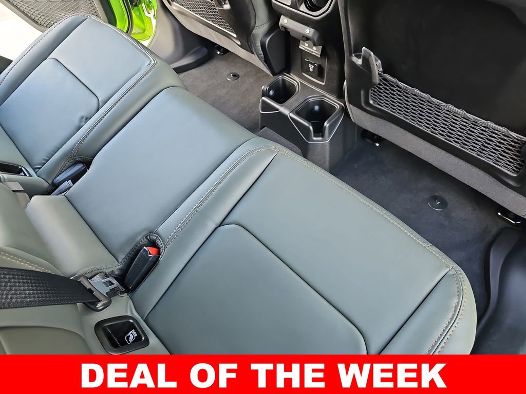 New 2025 Jeep Gladiator Mojave w/ Convenience Group AWD/4WD image 11