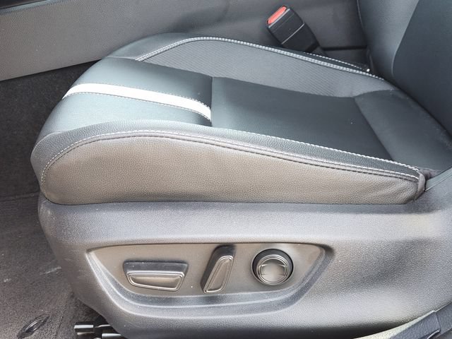 Used 2025 Toyota Camry SE FWD image 22