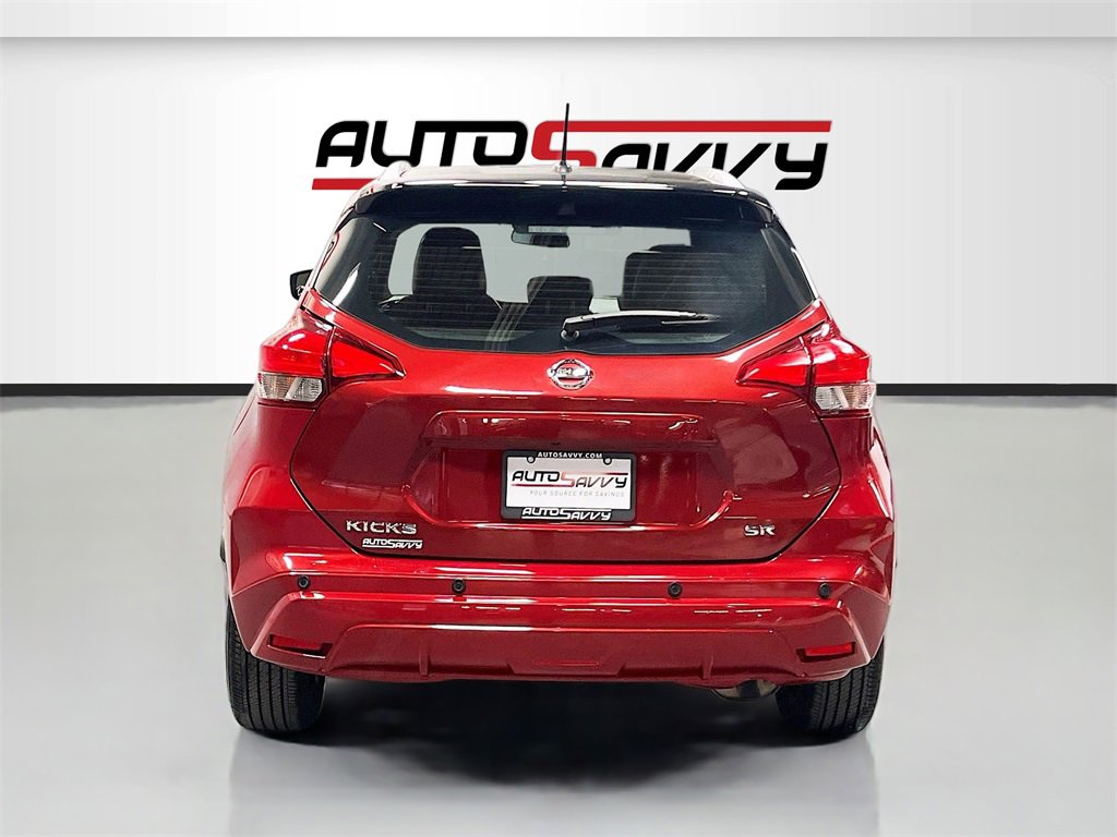 Used 2020 Nissan Kicks SR w/ SR Premium Package image 6