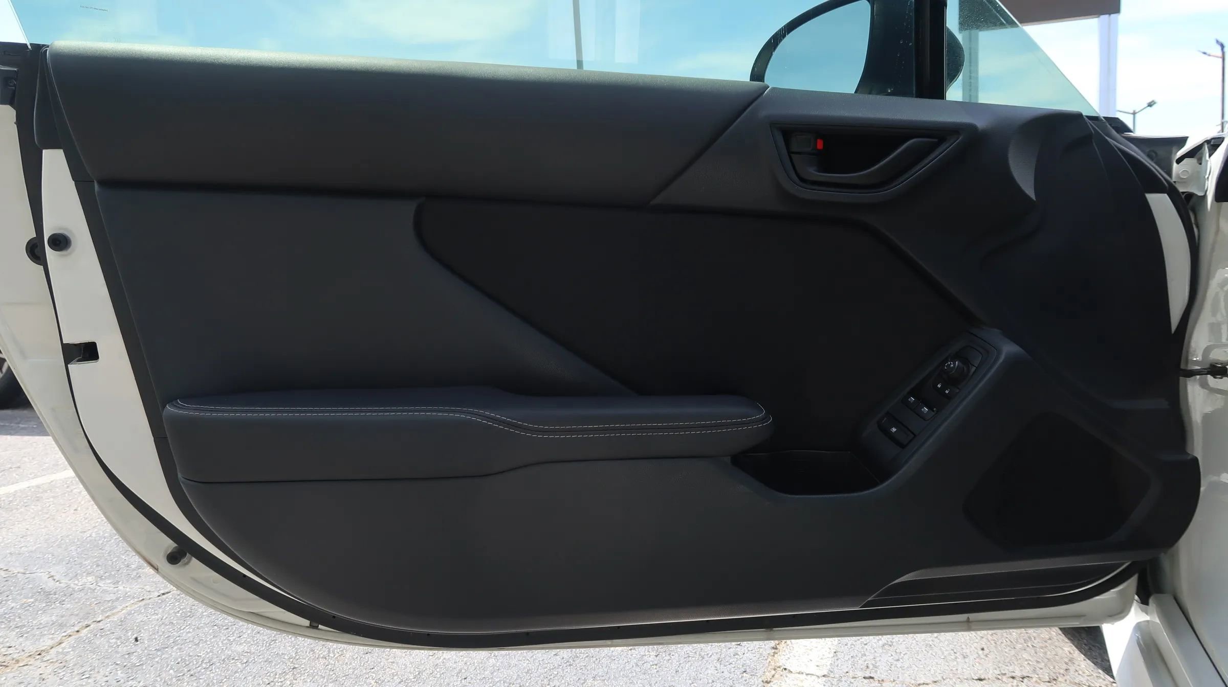 Used 2022 Toyota GR86 image 37