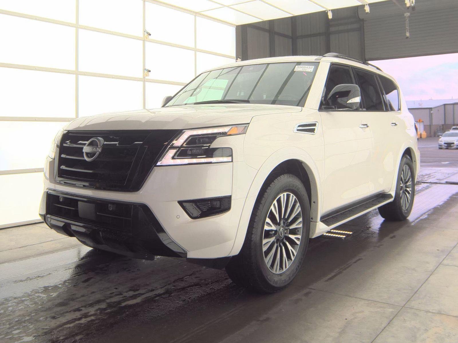 Used 2024 Nissan Armada SL w/ Midnight Edition Package image 2