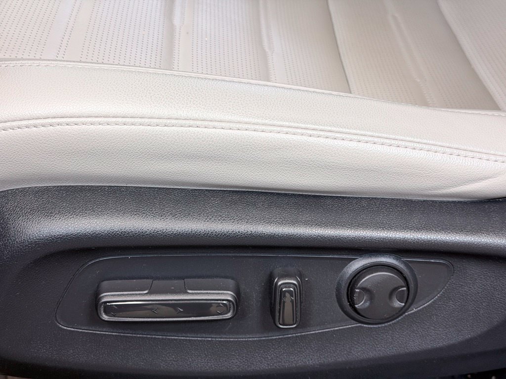 Used 2024 Honda CR-V EX-L image 12