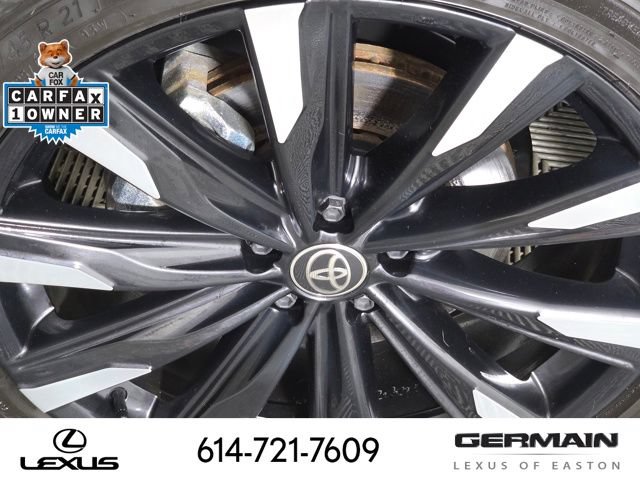 Used 2025 Toyota Crown Platinum AWD/4WD image 14
