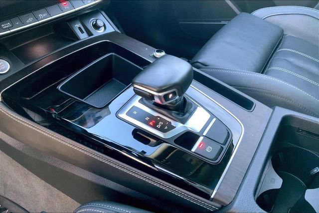 Used 2021 Audi Q5 e Premium Plus w/ Premium Plus Package image 25