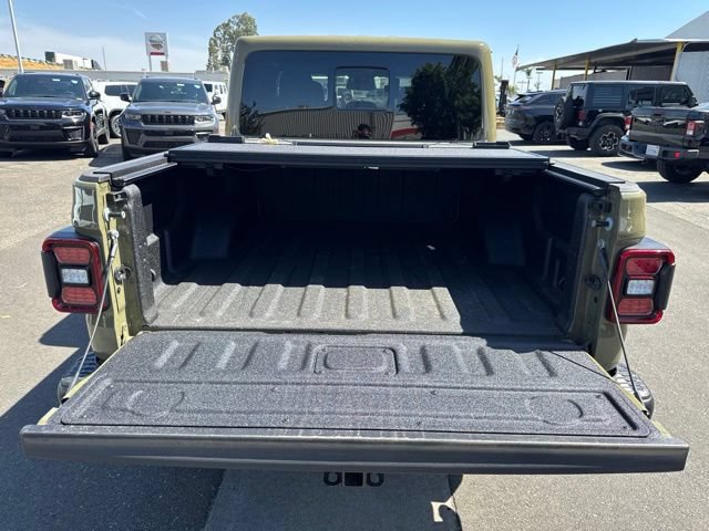 New 2026 Jeep Gladiator Rubicon AWD/4WD image 5