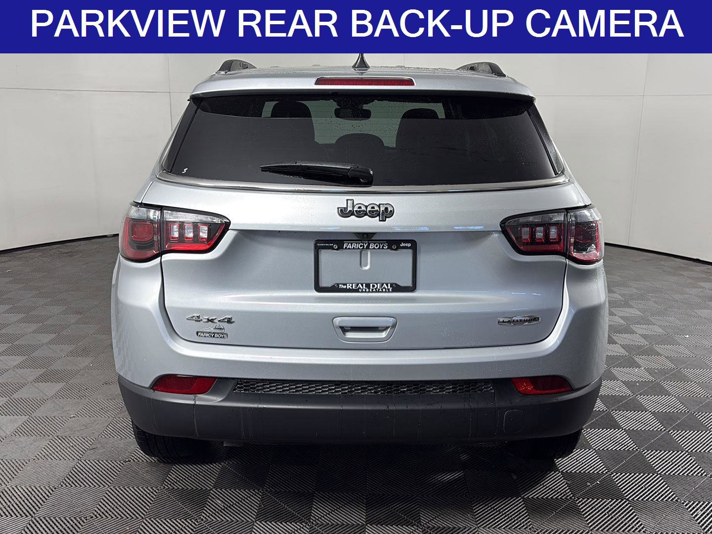 Used 2025 Jeep Compass Latitude image 6