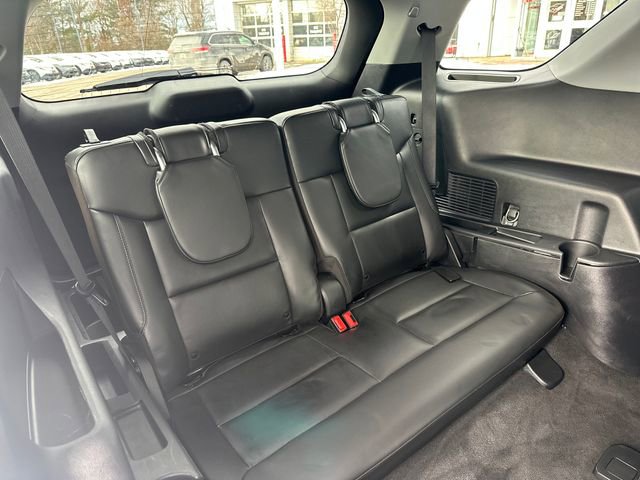 Used 2022 Ford Explorer XLT w/ Equipment Group 202A image 25