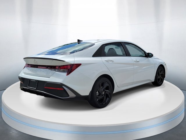 New 2026 Hyundai Elantra Sport FWD image 4