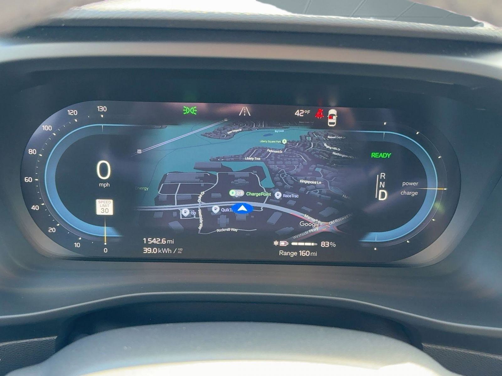 Certified 2025 Volvo EC40 Ultra image 17