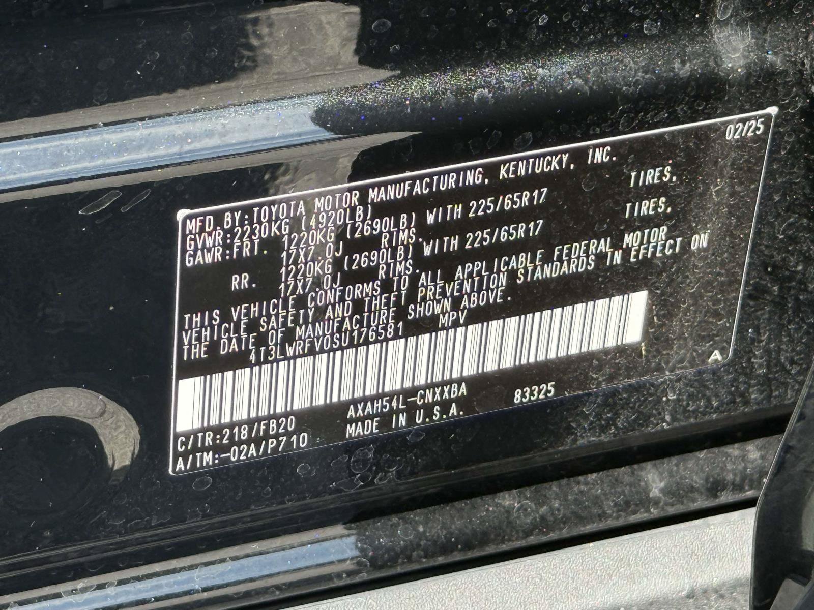 Used 2025 Toyota RAV4 LE AWD/4WD image 29