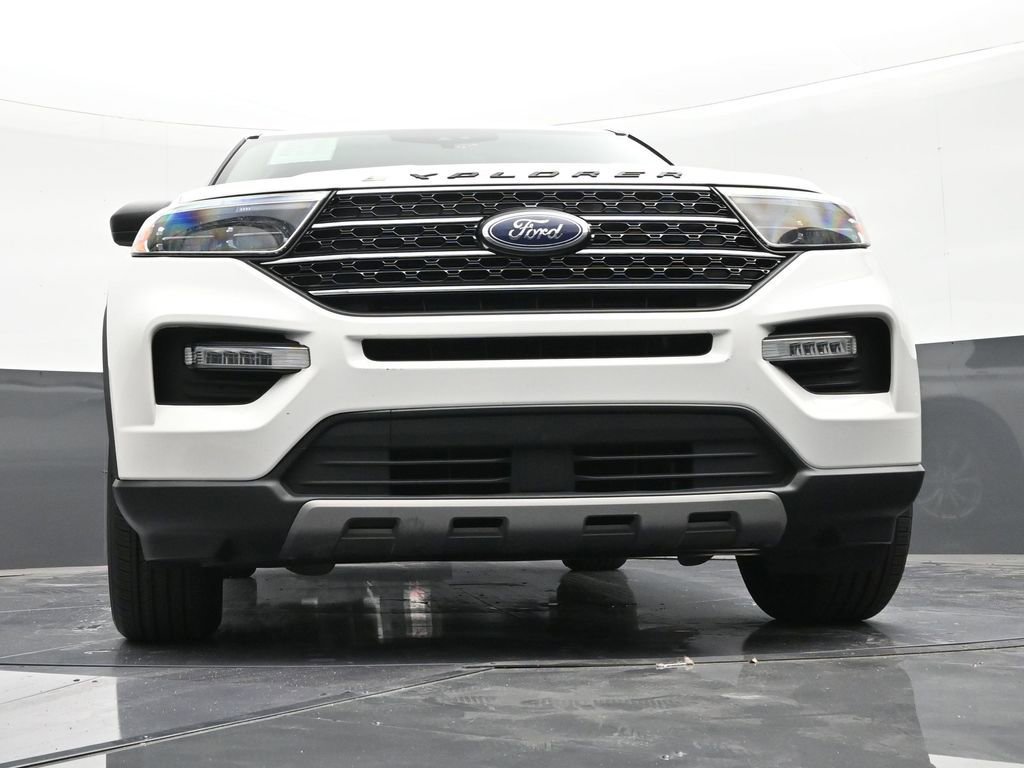 Used 2020 Ford Explorer XLT w/ Equipment Group 202A RWD image 27