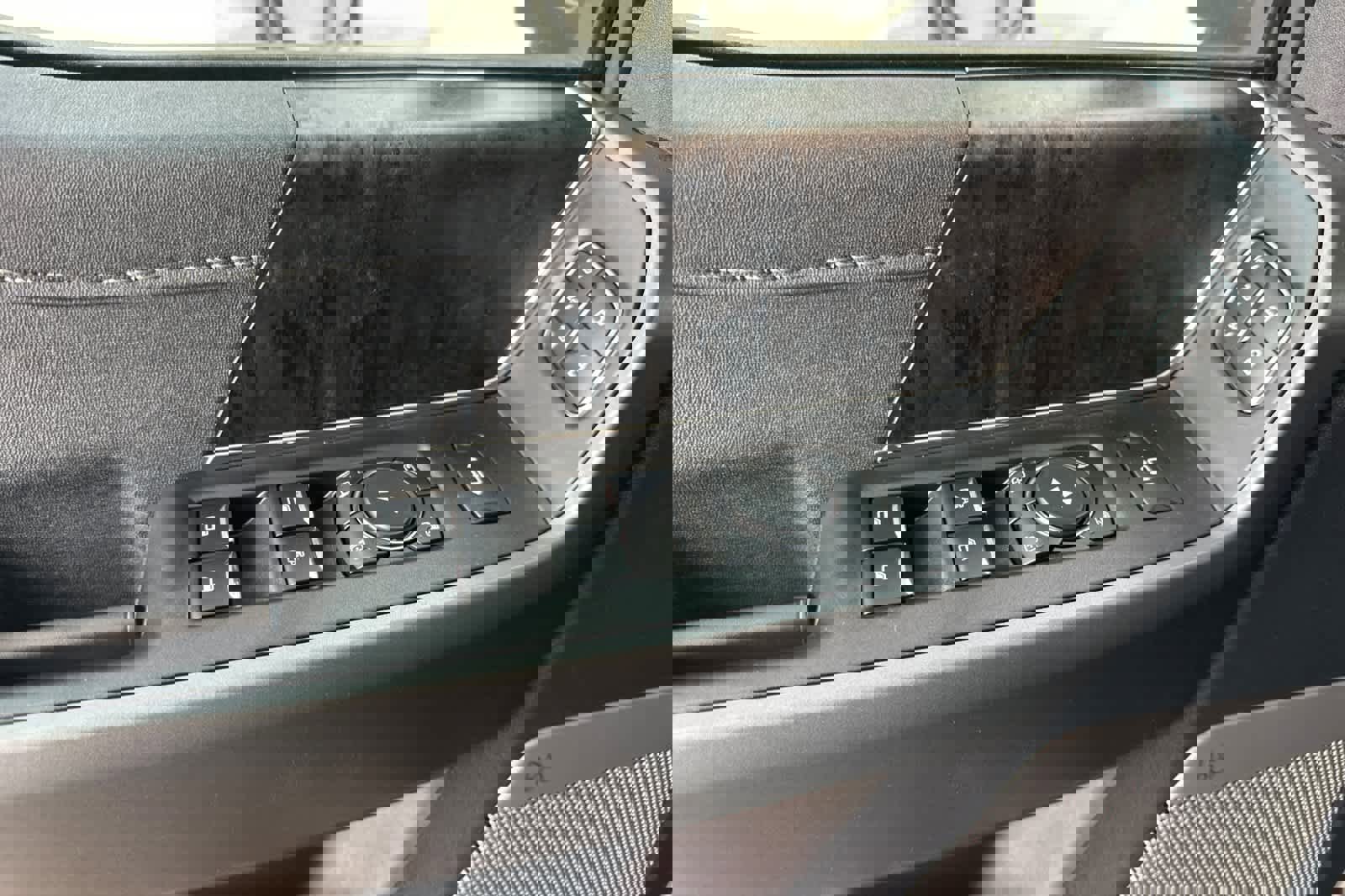 New 2026 Ford F250 Lariat image 9