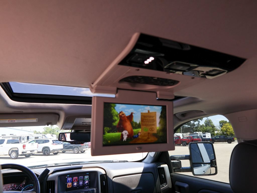 Used 2017 GMC Sierra 3500 Denali w/ Duramax Plus Package AWD/4WD image 13