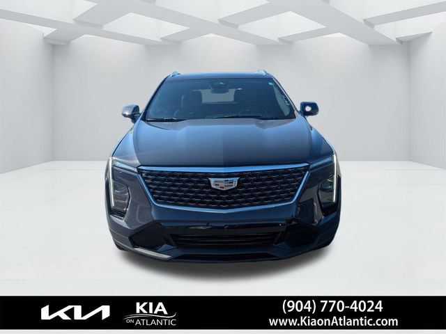 Used 2024 Cadillac XT4 Premium Luxury AWD/4WD image 8