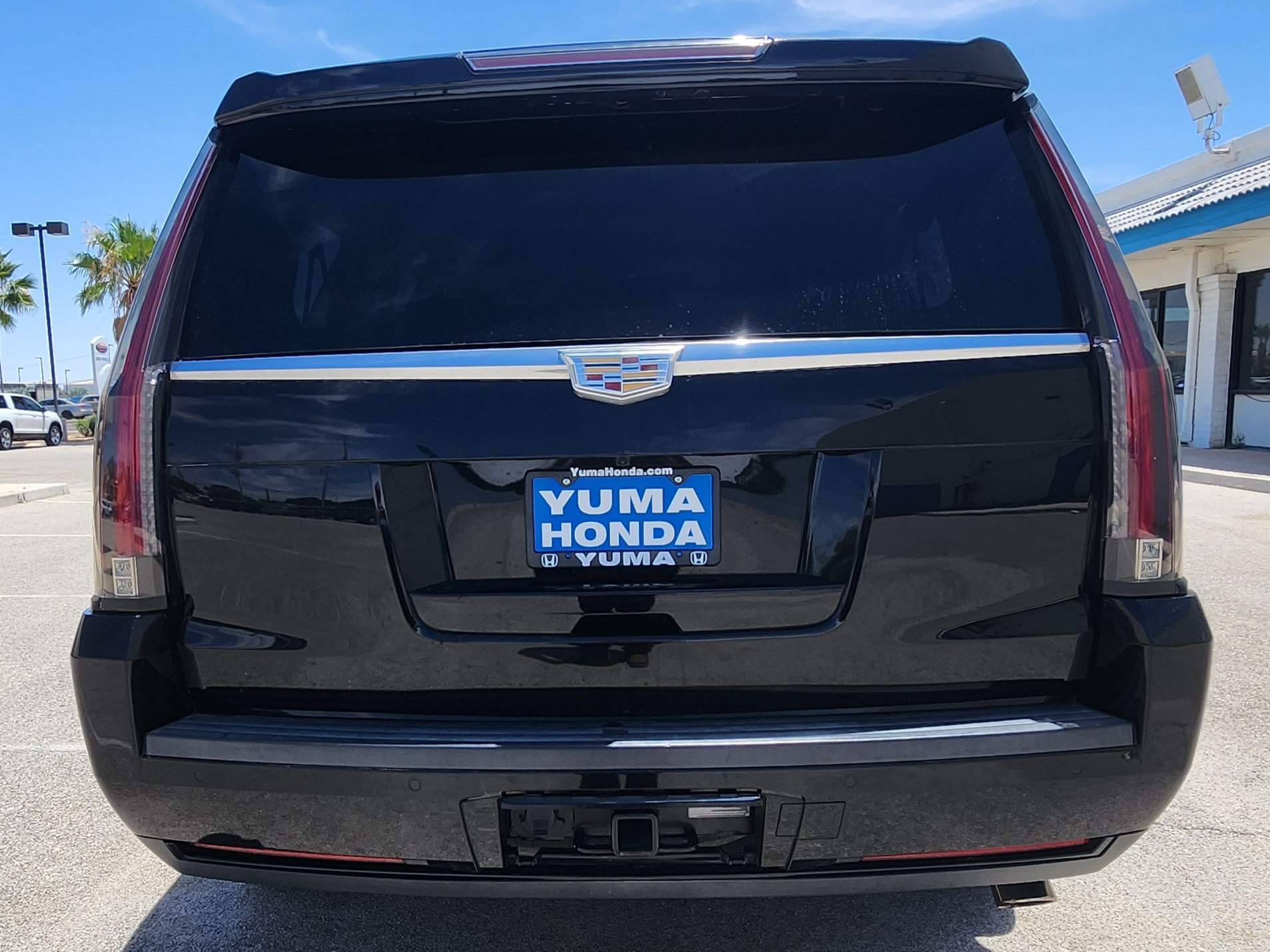 Used 2016 Cadillac Escalade ESV Luxury AWD/4WD image 6