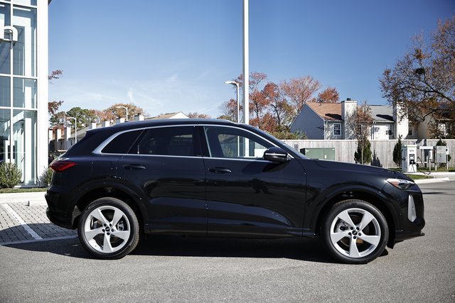 New 2025 Audi Q5 Premium Plus image 4