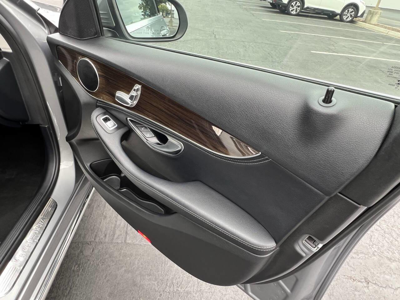 Used 2015 Mercedes-Benz C 300 Sedan image 15