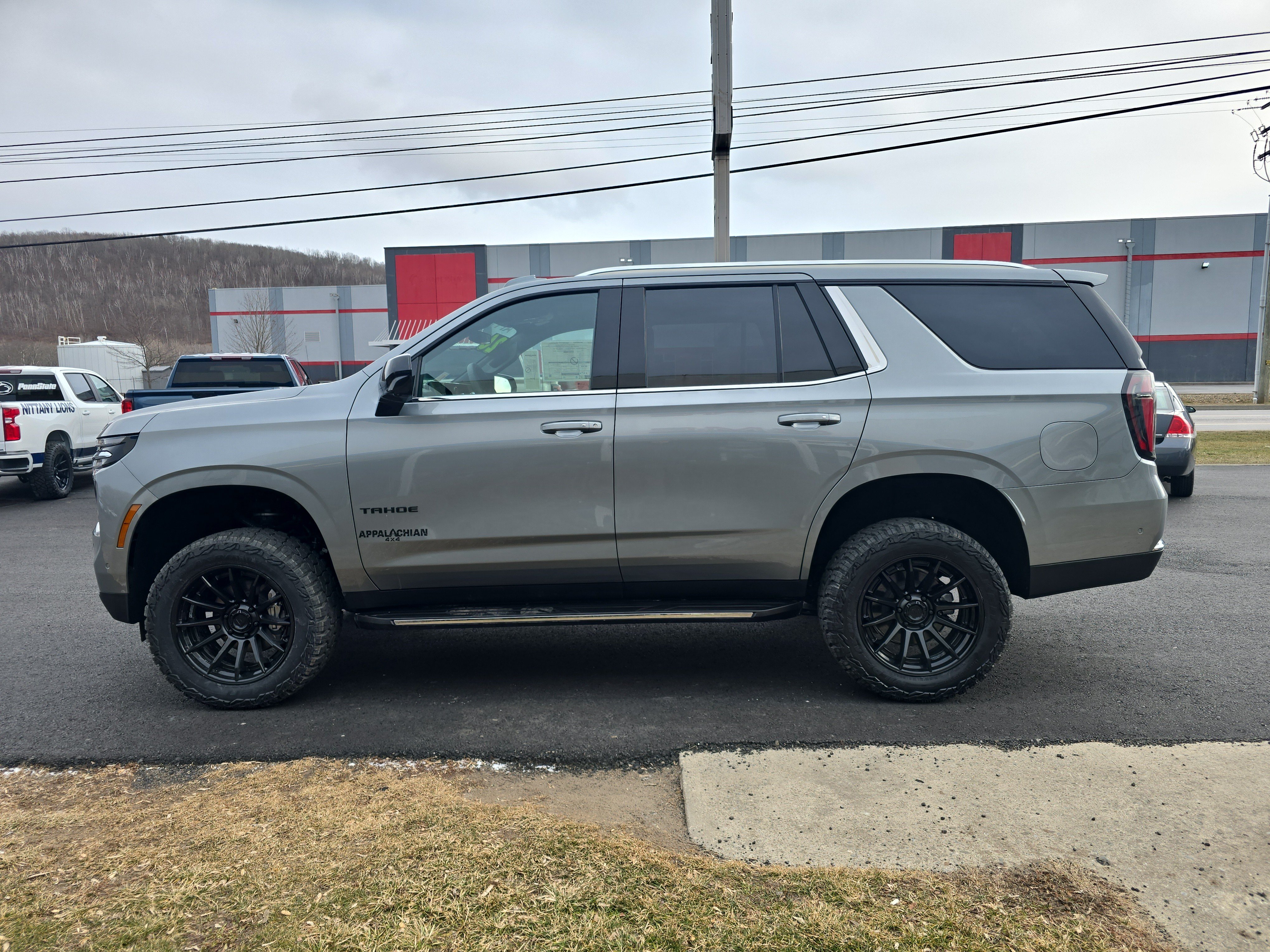 New 2026 Chevrolet Tahoe LS w/ LPO, Dark Essentials Package AWD/4WD image 7