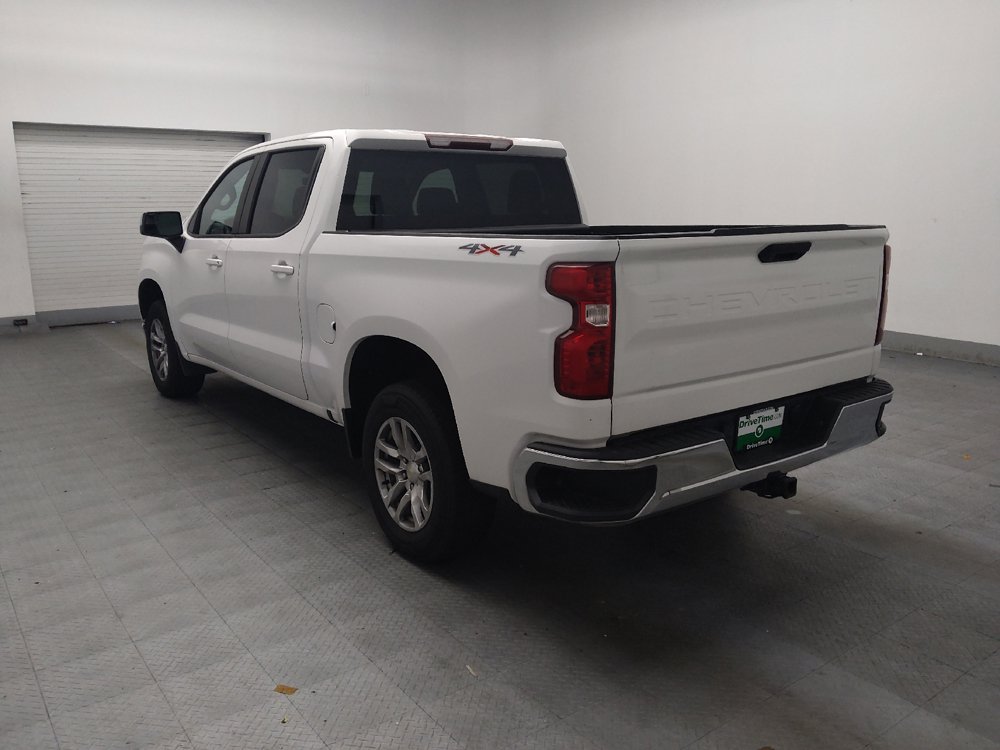 Used 2020 Chevrolet Silverado 1500 LT w/ LT Value Package AWD/4WD image 5