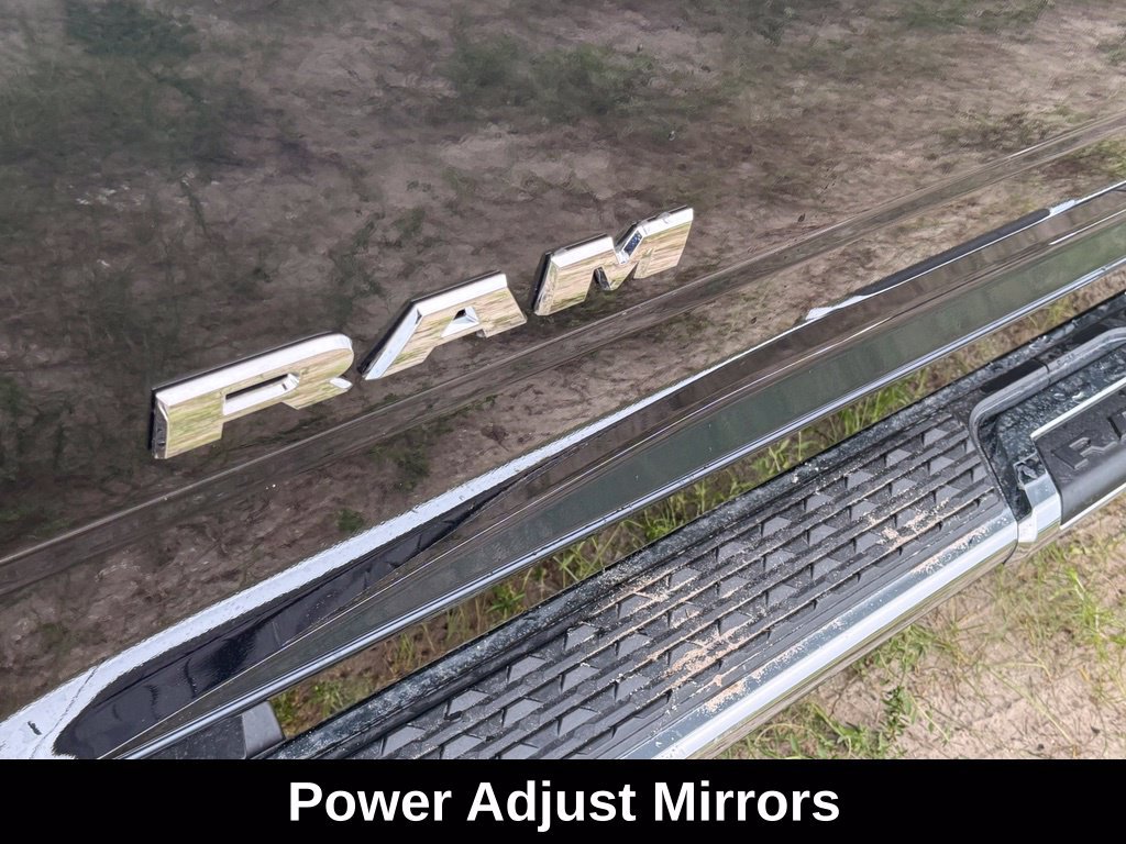 New 2026 RAM 3500 Big Horn AWD/4WD image 32