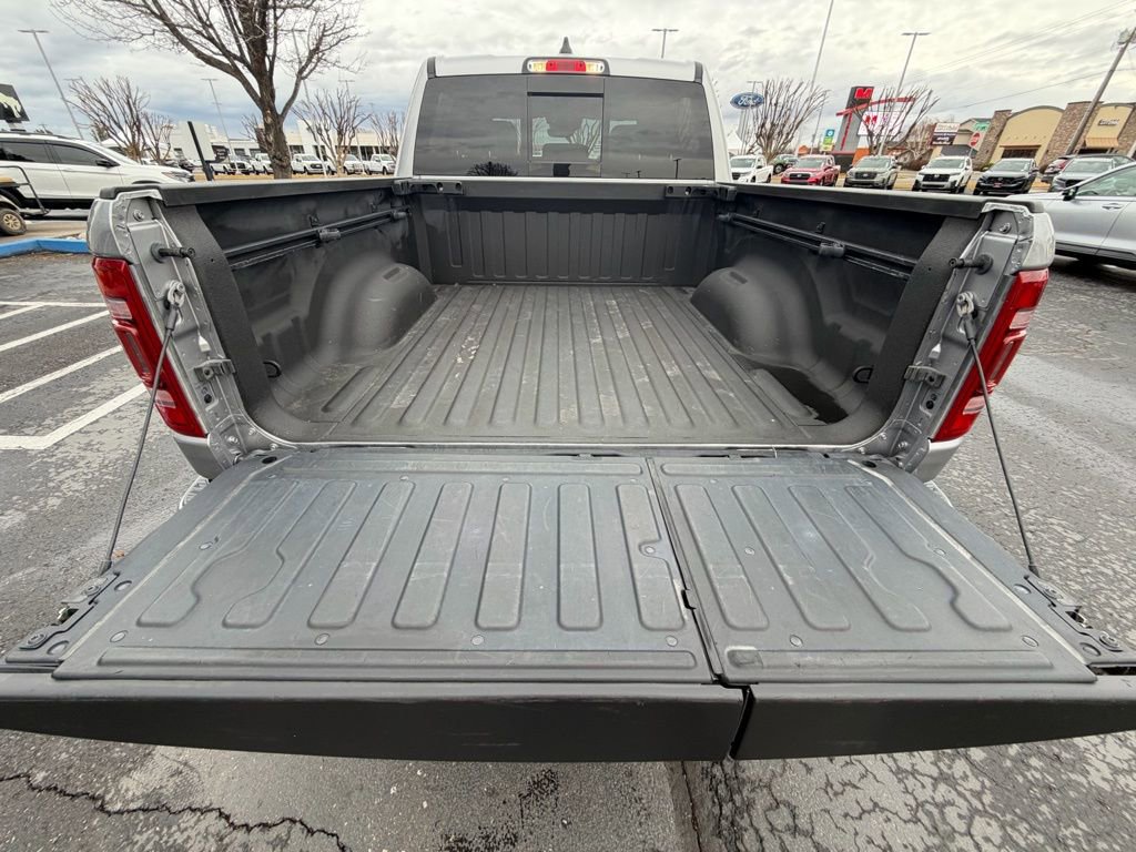 Used 2022 RAM 1500 Limited w/ Bed Utility Group image 9