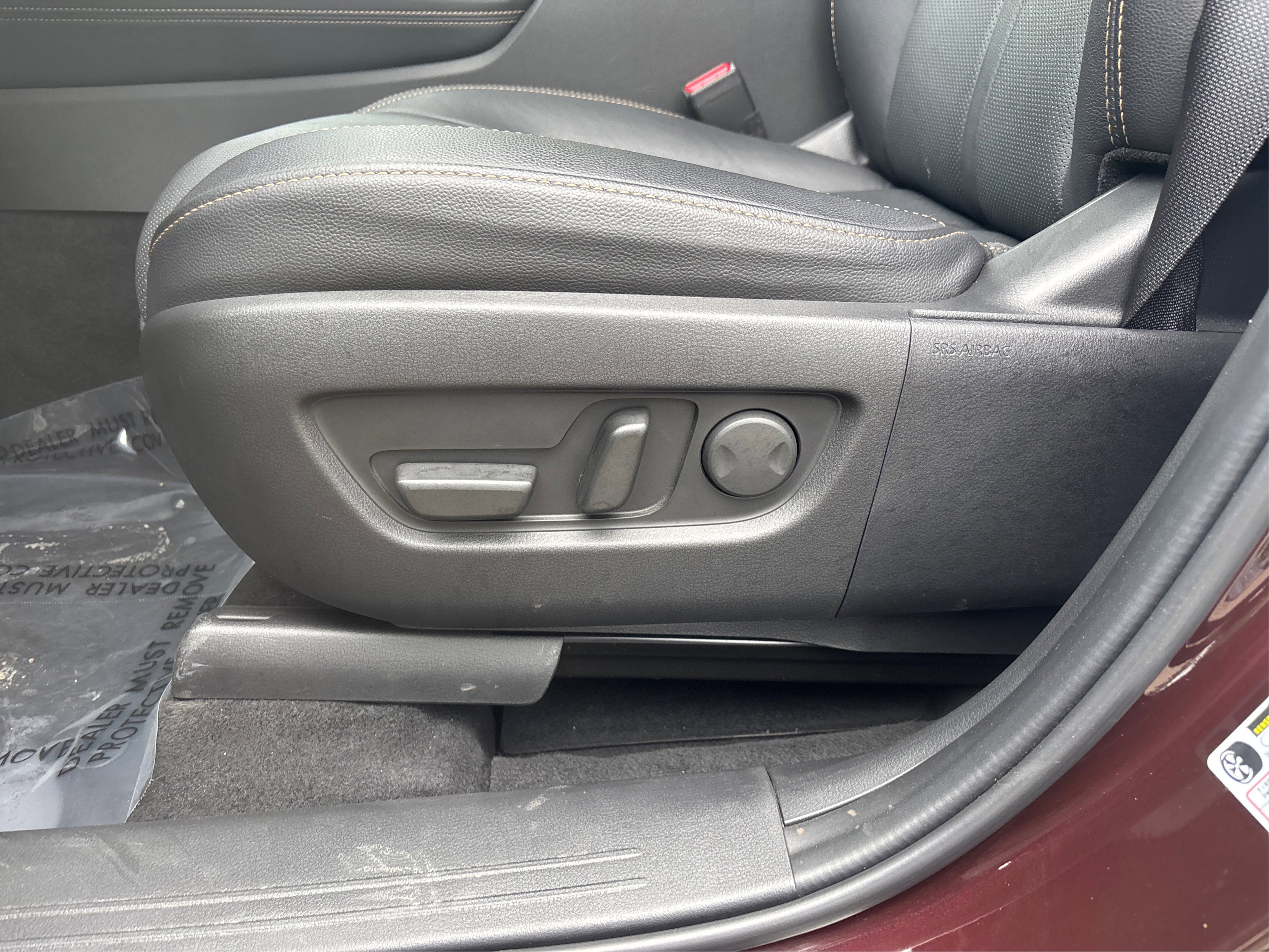 Used 2024 MAZDA CX-90 Plug-In Hybrid w/ Premium Pkg image 22