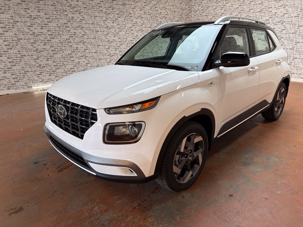 New 2026 Hyundai Venue SEL FWD image 3
