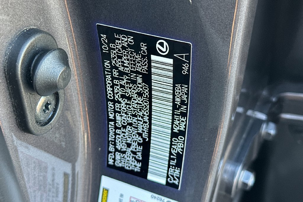 Used 2025 Lexus UX 300h FWD w/ Accessory Package (Z2) image 34