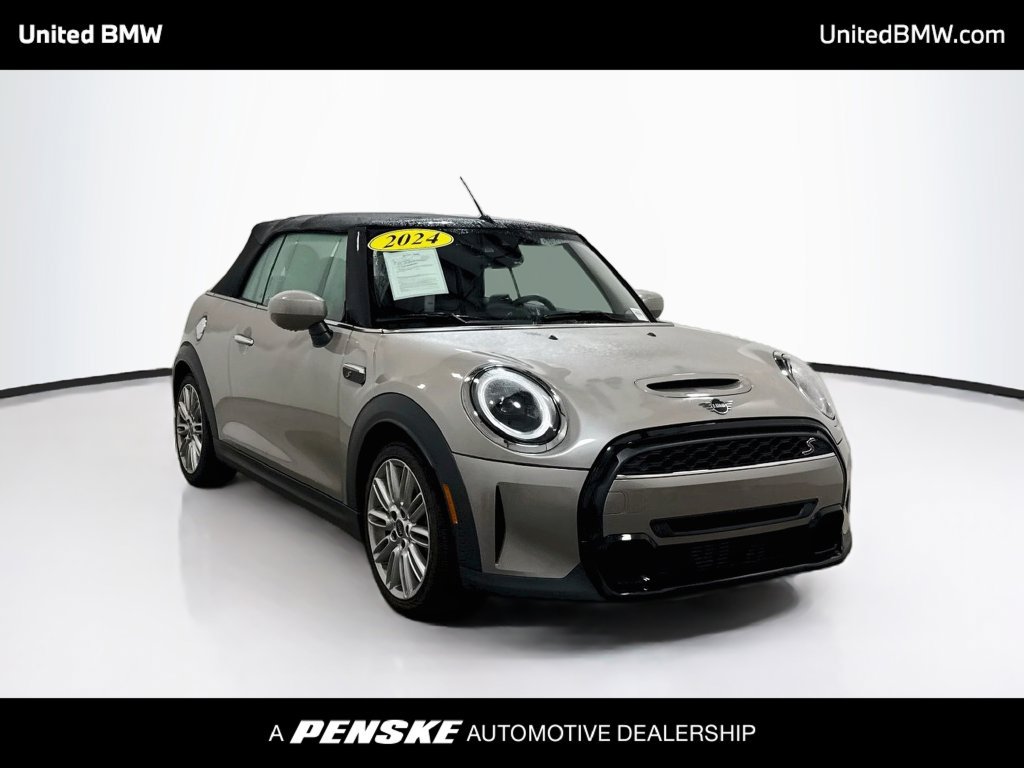 Used 2024 MINI Cooper S FWD image 3
