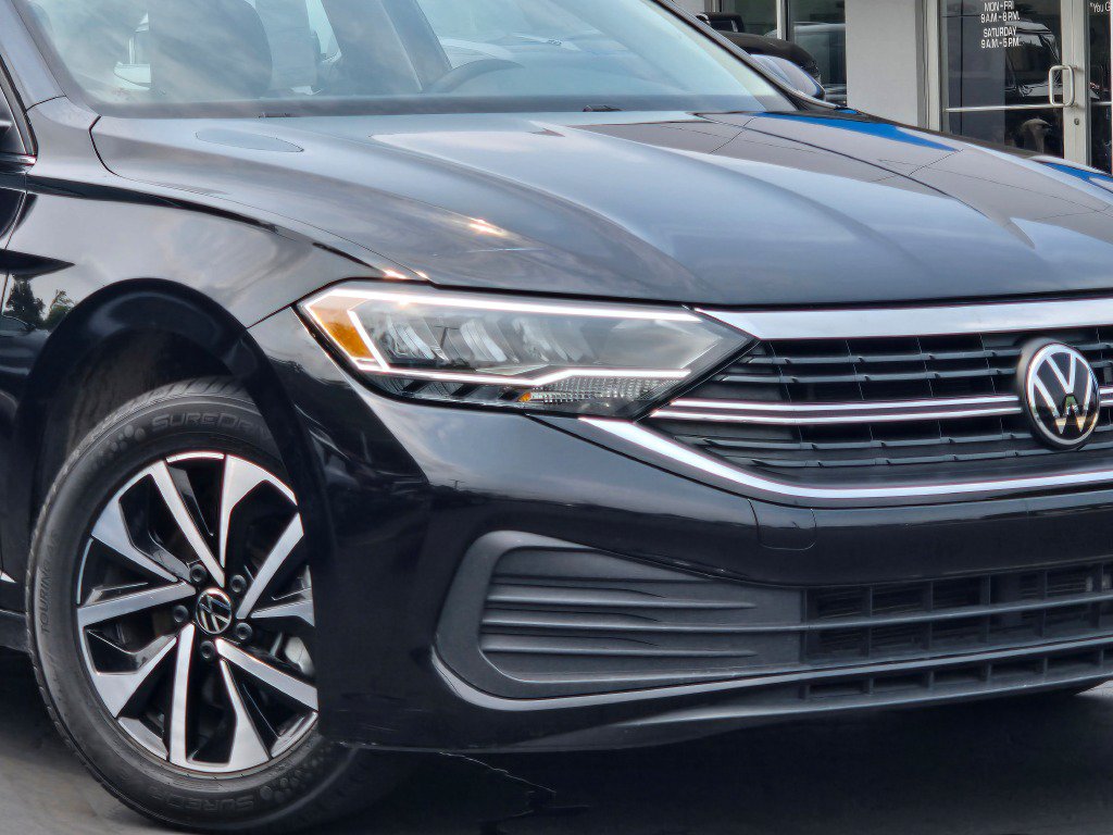 Used 2024 Volkswagen Jetta S FWD image 3