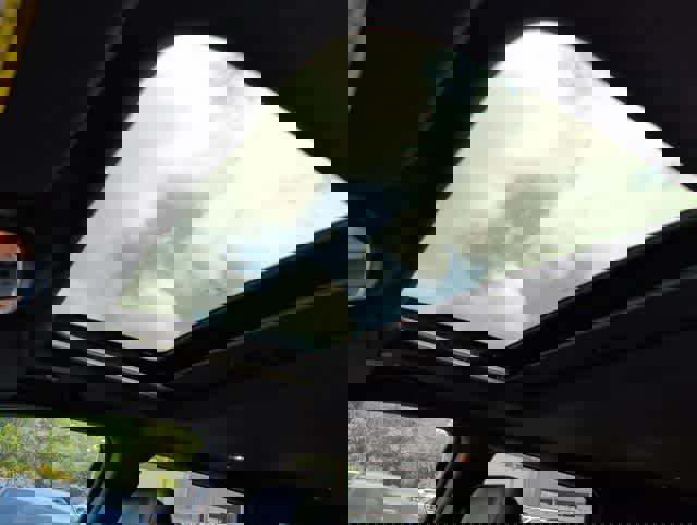 Used 2021 Jeep Grand Cherokee Laredo X image 16