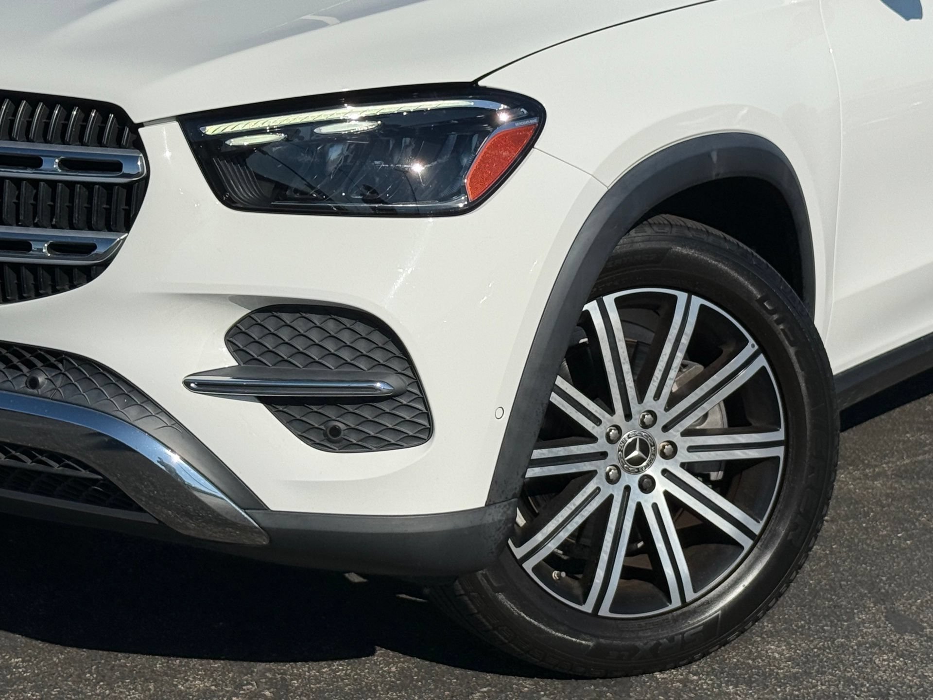 Used 2024 Mercedes-Benz GLE 350 4MATIC image 5