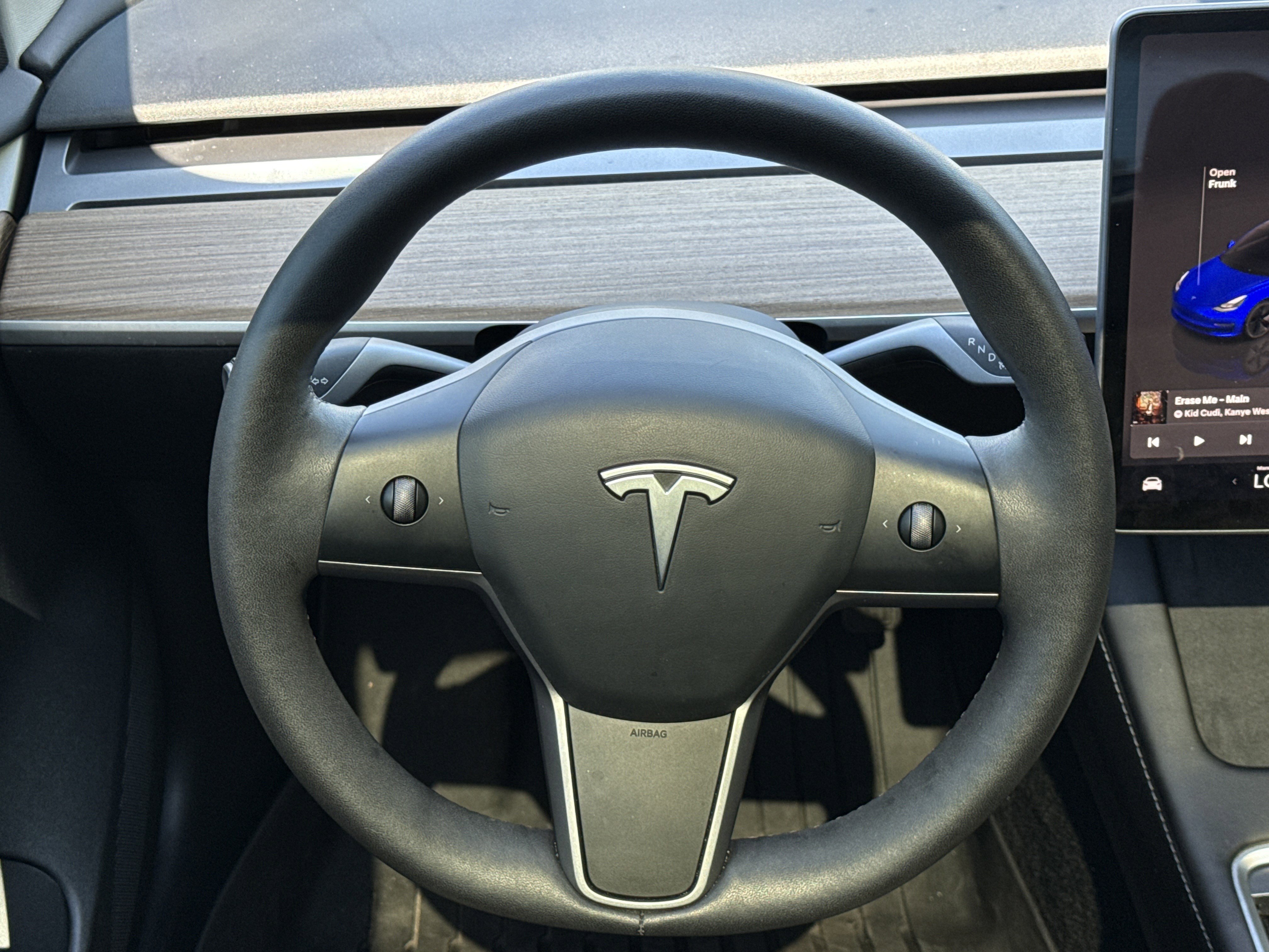 Used 2023 Tesla Model 3 Standard Range image 17