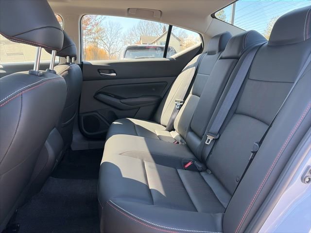 New 2025 Nissan Altima 2.5 SR w/ SR Premium Package FWD image 13