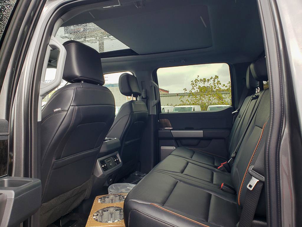 New 2026 Ford F250 4x4 Crew Cab Super Duty image 11