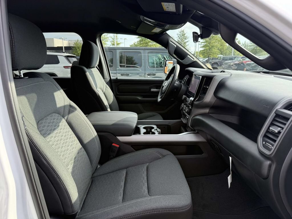 New 2027 RAM 1500 Express AWD/4WD image 14