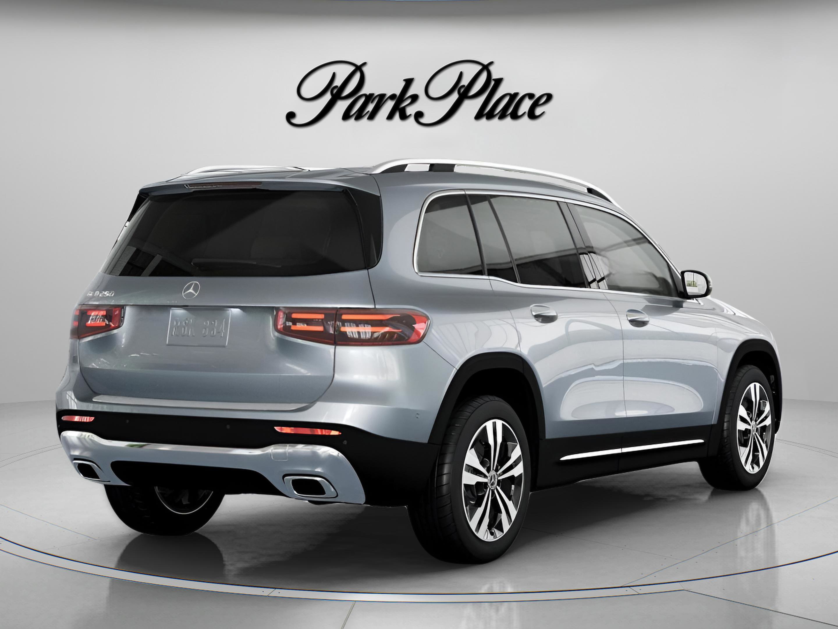 New 2026 Mercedes-Benz GLB 250 image 18