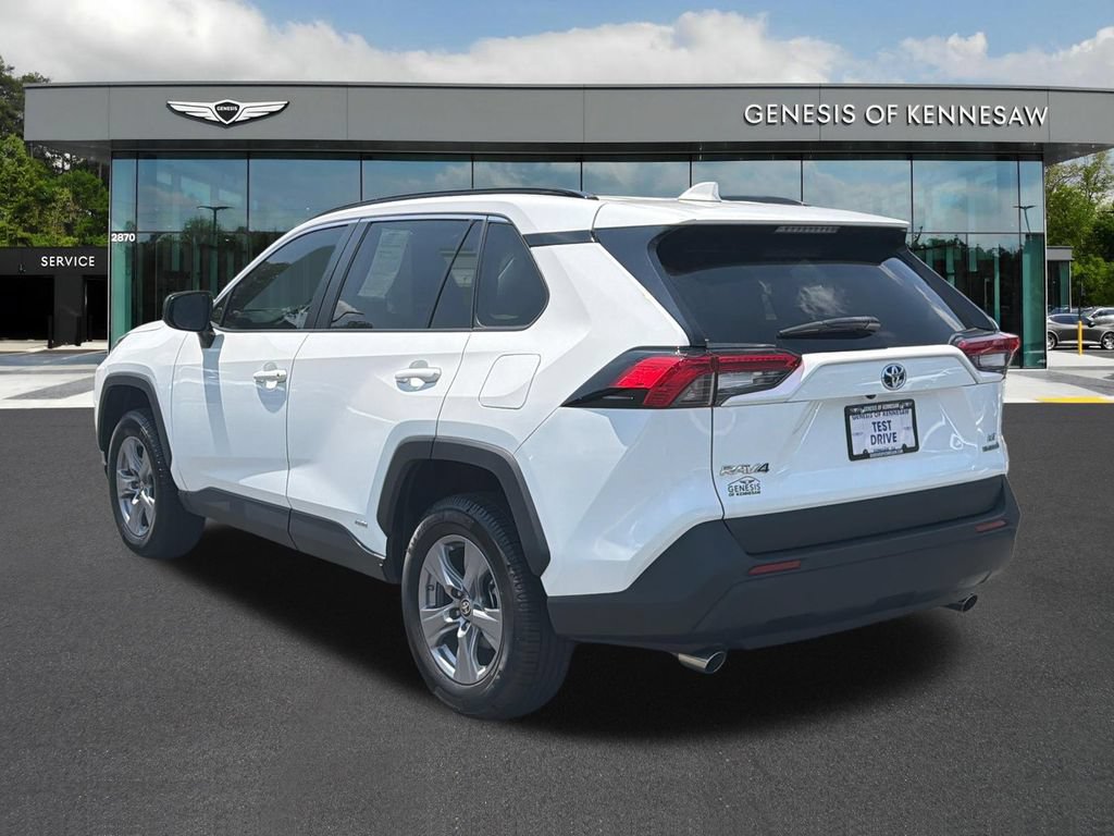 Used 2024 Toyota RAV4 LE AWD/4WD image 6