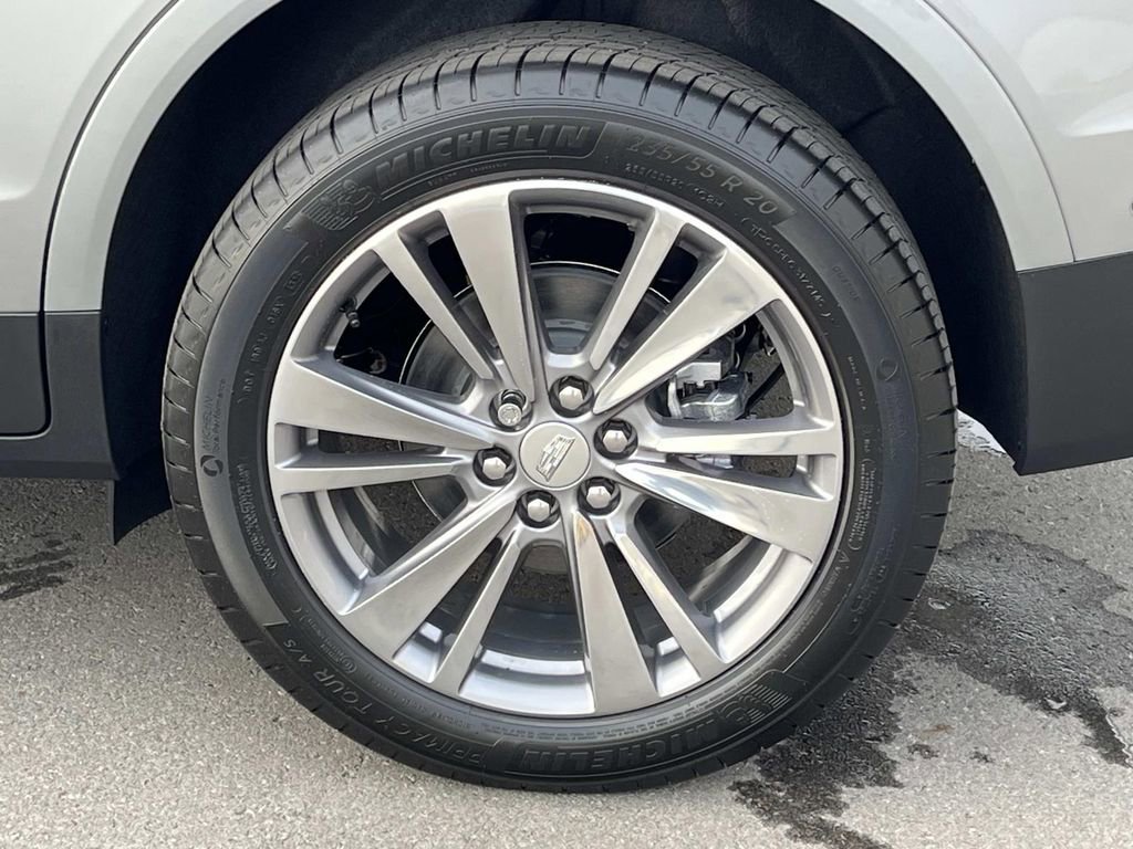 New 2026 Cadillac XT5 Premium Luxury w/ Driver Assist Package FWD image 13