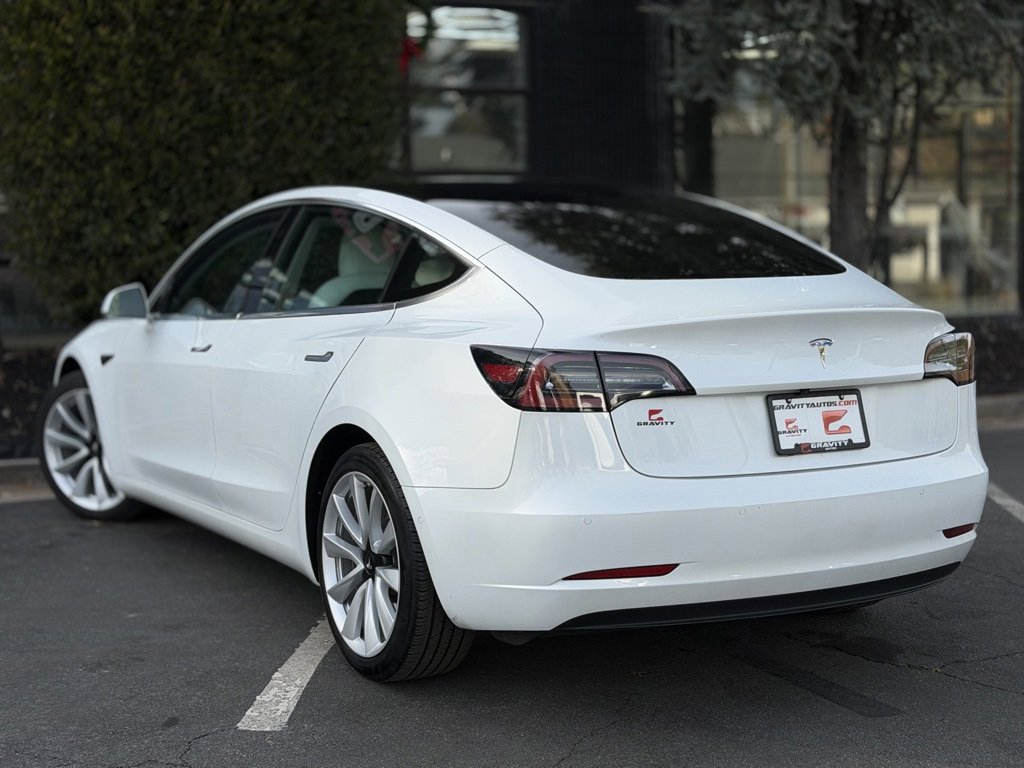 Used 2020 Tesla Model 3 Standard Range Plus image 19