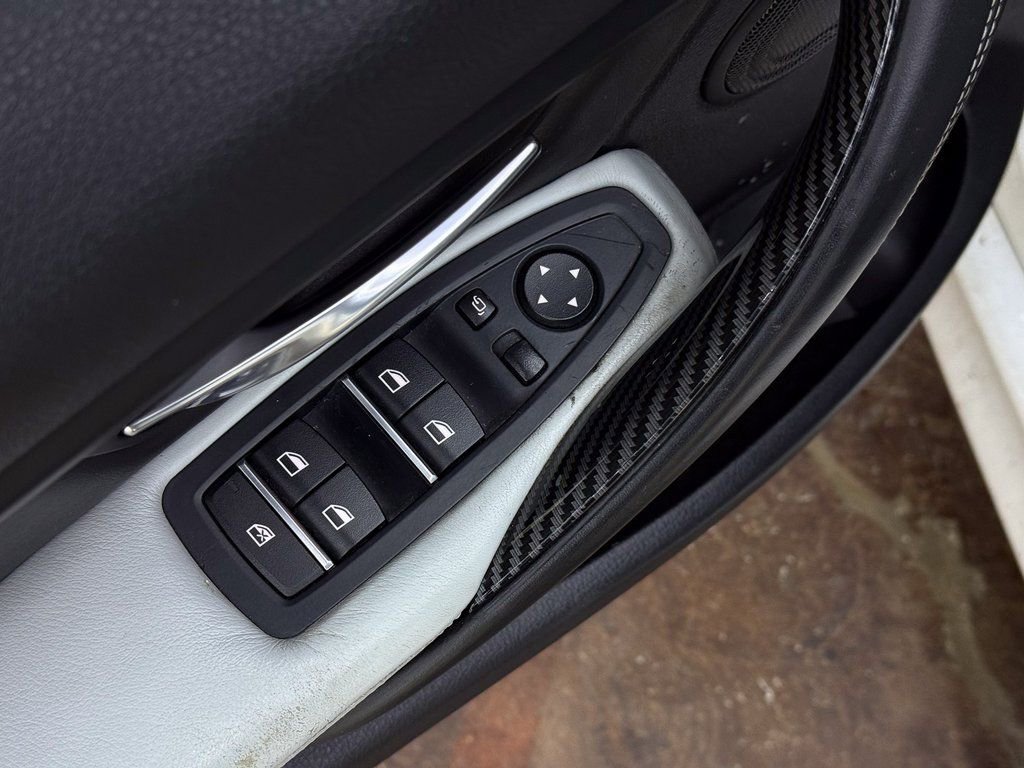 Used 2016 BMW M3 RWD image 12