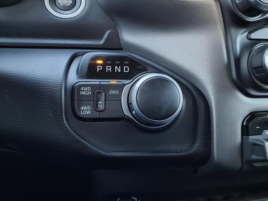 Used 2024 RAM 2500 Big Horn w/ Bed Utility Group image 9