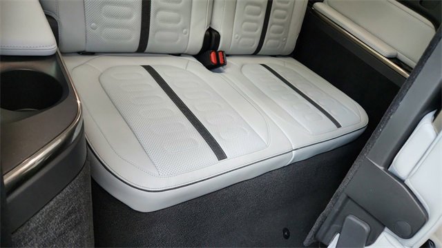 Used 2024 Rivian R1S Launch Edition image 30