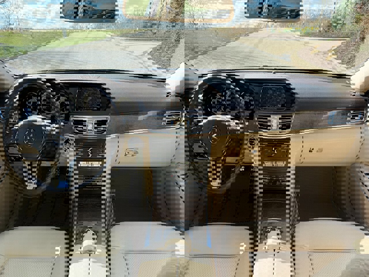 Used 2016 Mercedes-Benz E 350 Sedan image 13