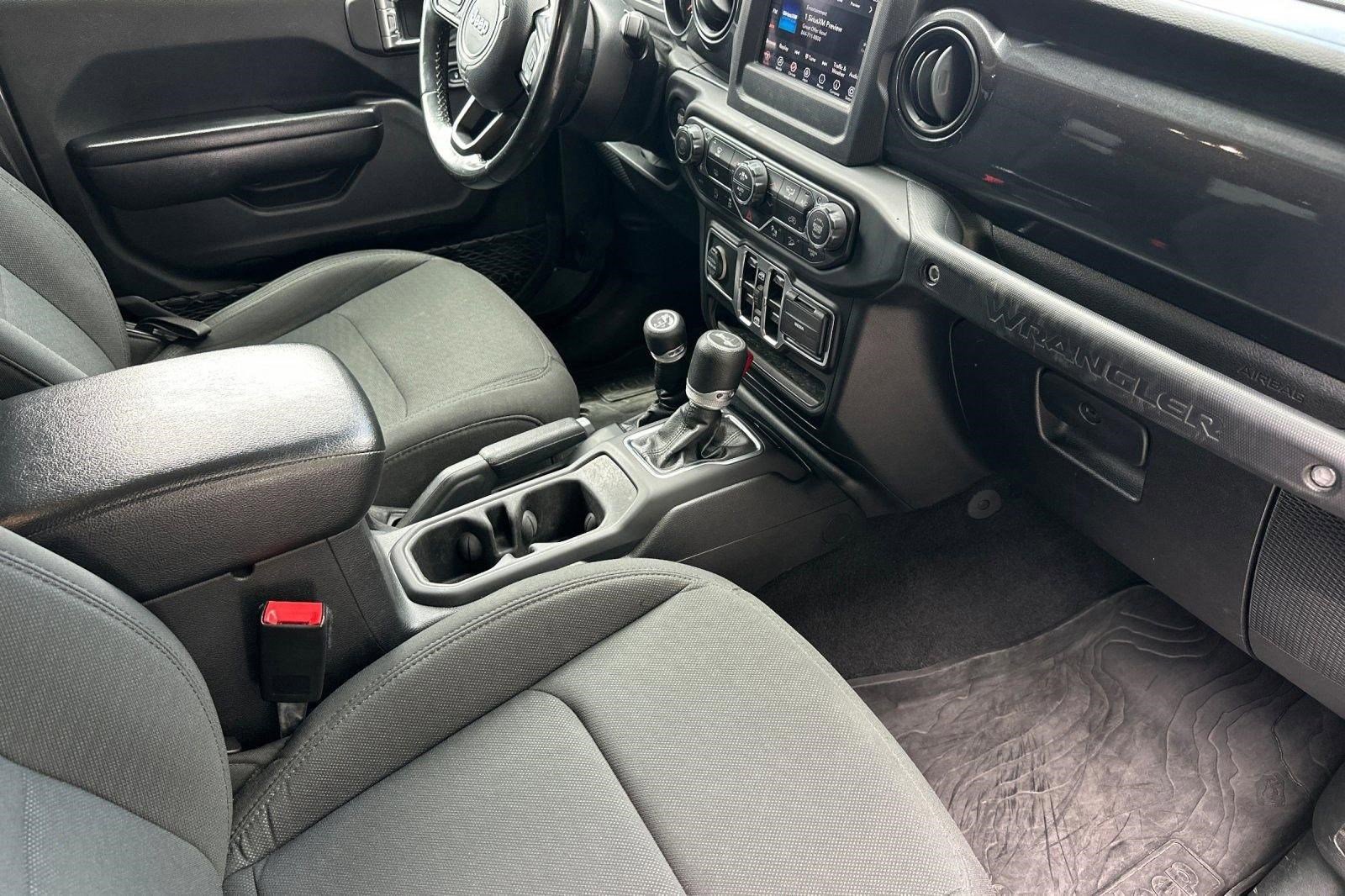 Used 2020 Jeep Wrangler Unlimited Sport AWD/4WD image 33