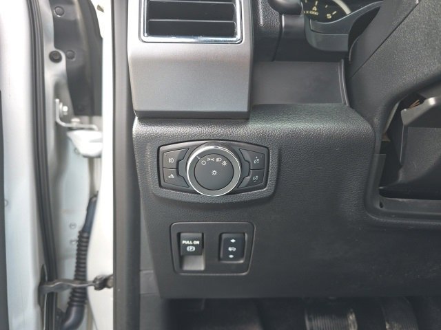 Used 2016 Ford F150 XLT w/ Equipment Group 302A Luxury image 23